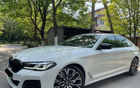 BMW 5 серия, 2021 год, 4 800 000 рублей, 8 фотография