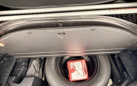 Toyota RAV4, 2016 год, 2 800 000 рублей, 12 фотография