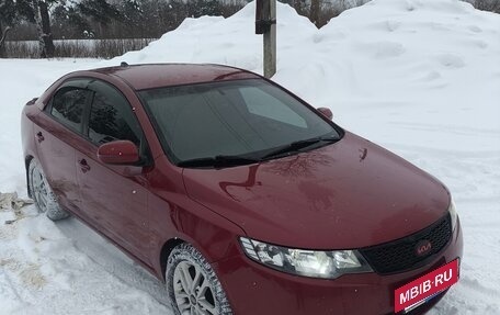 KIA Cerato III, 2011 год, 750 000 рублей, 2 фотография