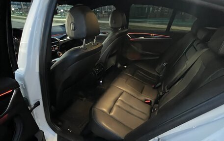 BMW 5 серия, 2018 год, 3 600 000 рублей, 11 фотография