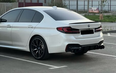 BMW 5 серия, 2018 год, 3 600 000 рублей, 19 фотография