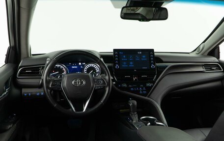 Toyota Camry, 2021 год, 3 043 055 рублей, 8 фотография