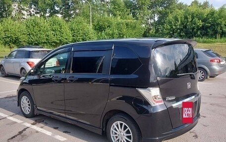 Honda Freed I, 2012 год, 1 230 000 рублей, 2 фотография