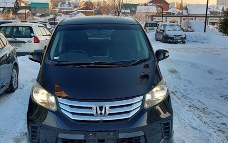 Honda Freed I, 2012 год, 1 230 000 рублей, 20 фотография