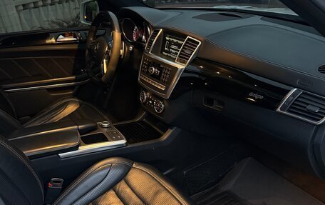 Mercedes-Benz GL-Класс AMG, 2013 год, 2 650 000 рублей, 6 фотография