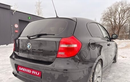 BMW 1 серия, 2010 год, 900 000 рублей, 5 фотография