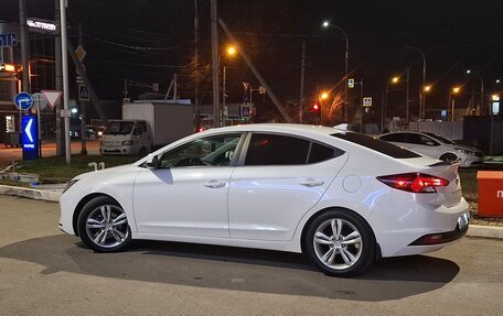 Hyundai Elantra VI рестайлинг, 2019 год, 1 250 000 рублей, 6 фотография