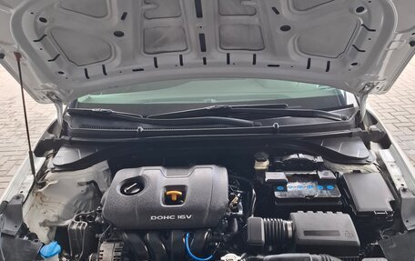 Hyundai Elantra VI рестайлинг, 2019 год, 1 250 000 рублей, 9 фотография