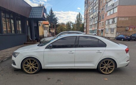 Skoda Rapid II, 2021 год, 1 750 000 рублей, 3 фотография