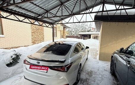 Lexus ES VII, 2018 год, 3 600 000 рублей, 3 фотография