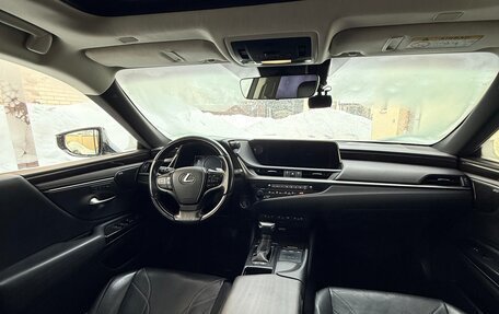 Lexus ES VII, 2018 год, 3 600 000 рублей, 13 фотография