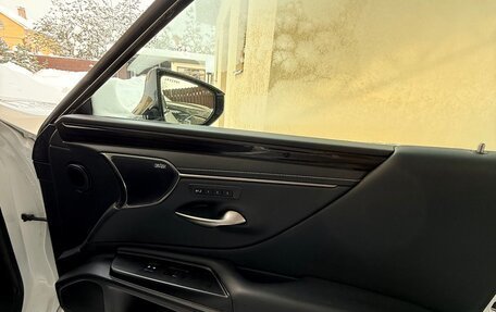 Lexus ES VII, 2018 год, 3 600 000 рублей, 14 фотография