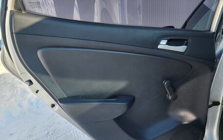 Hyundai Solaris II рестайлинг, 2012 год, 615 000 рублей, 19 фотография