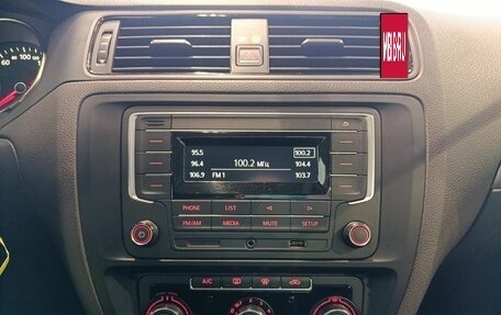 Volkswagen Jetta VI, 2016 год, 1 099 000 рублей, 11 фотография