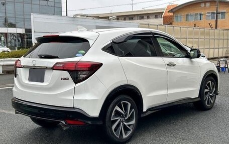 Honda Vezel, 2021 год, 1 760 000 рублей, 3 фотография
