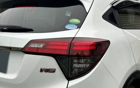 Honda Vezel, 2021 год, 1 760 000 рублей, 7 фотография