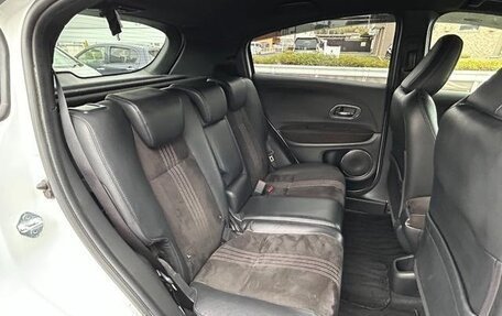 Honda Vezel, 2021 год, 1 760 000 рублей, 17 фотография