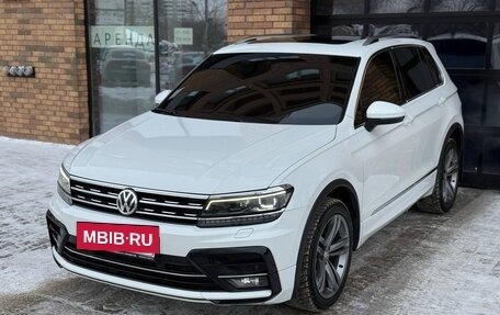 Volkswagen Tiguan II, 2018 год, 3 060 000 рублей, 2 фотография