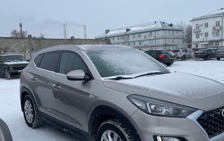 Hyundai Tucson III, 2018 год, 2 100 000 рублей, 1 фотография