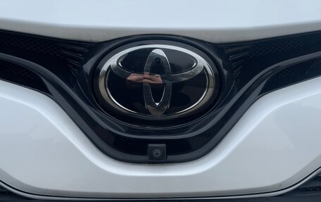 Toyota Camry, 2019 год, 3 850 000 рублей, 5 фотография