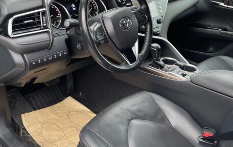 Toyota Camry, 2019 год, 3 850 000 рублей, 17 фотография