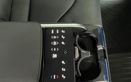 Toyota Camry, 2019 год, 3 850 000 рублей, 26 фотография