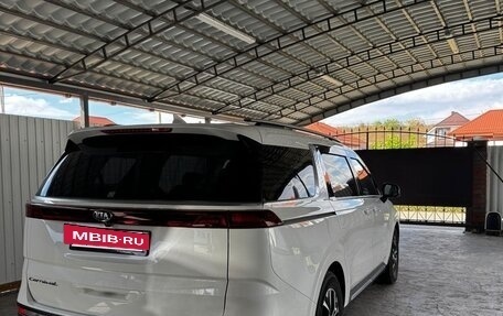 KIA Carnival, 2021 год, 4 100 000 рублей, 3 фотография