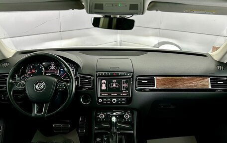 Volkswagen Touareg III, 2017 год, 4 099 000 рублей, 15 фотография