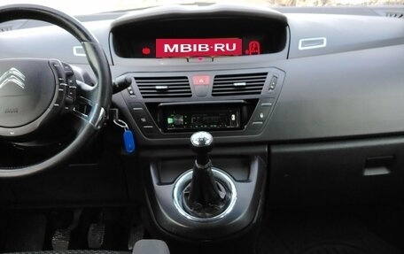 Citroen C4 Picasso II рестайлинг, 2011 год, 575 000 рублей, 15 фотография