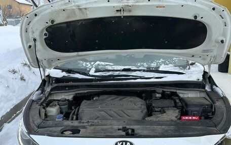 KIA Carnival III, 2019 год, 2 850 000 рублей, 16 фотография