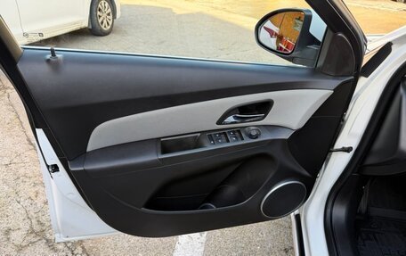 Chevrolet Cruze II, 2012 год, 830 000 рублей, 5 фотография