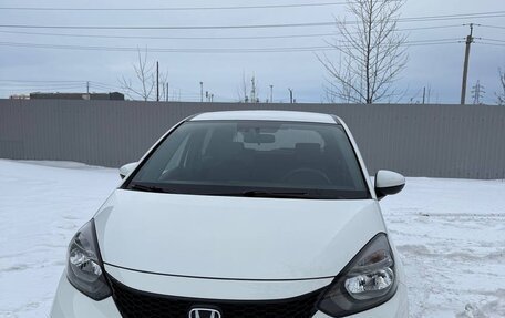 Honda Fit, 2022 год, 2 фотография