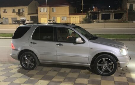 Mercedes-Benz M-Класс, 2000 год, 560 000 рублей, 7 фотография