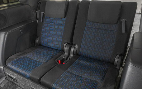 Toyota ISis I, 2013 год, 1 279 000 рублей, 28 фотография