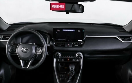 Toyota RAV4, 2025 год, 4 190 000 рублей, 17 фотография