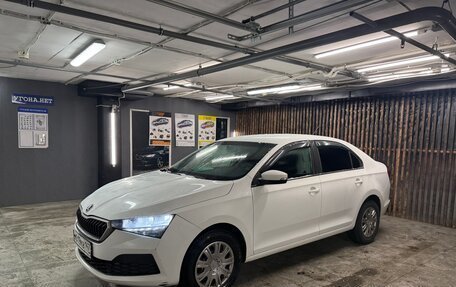 Skoda Rapid II, 2021 год, 800 000 рублей, 7 фотография