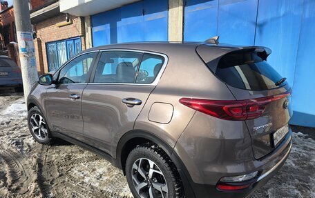 KIA Sportage IV рестайлинг, 2019 год, 1 875 000 рублей, 2 фотография