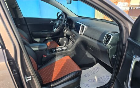 KIA Sportage IV рестайлинг, 2019 год, 1 875 000 рублей, 21 фотография