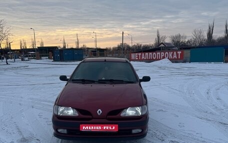 Renault Megane II, 1999 год, 500 000 рублей, 1 фотография