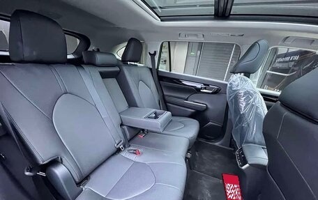 Toyota Highlander, 2026 год, 4 919 500 рублей, 17 фотография