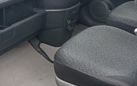 Toyota Sienta I, 2013 год, 1 200 000 рублей, 21 фотография