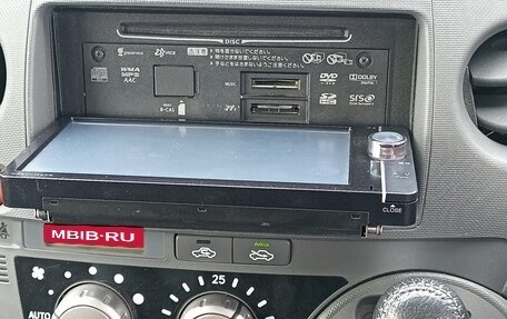 Toyota Sienta I, 2013 год, 1 200 000 рублей, 11 фотография