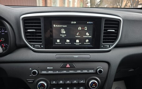 KIA Sportage IV рестайлинг, 2018 год, 1 980 000 рублей, 10 фотография