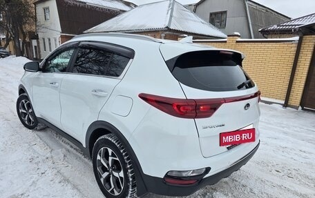 KIA Sportage IV рестайлинг, 2018 год, 1 980 000 рублей, 7 фотография
