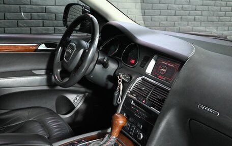 Audi Q7, 2006 год, 1 295 000 рублей, 14 фотография