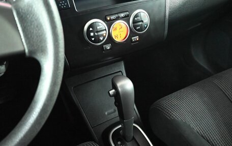 Nissan Tiida, 2012 год, 970 000 рублей, 17 фотография