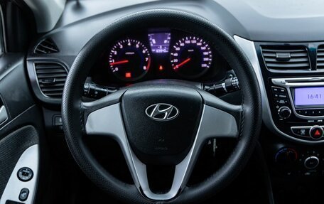 Hyundai Solaris II рестайлинг, 2012 год, 750 000 рублей, 14 фотография