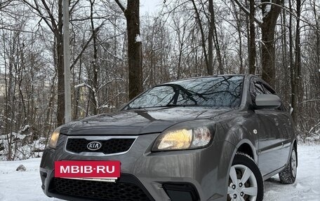 KIA Rio II, 2010 год, 600 000 рублей, 9 фотография