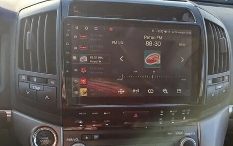 Toyota Land Cruiser 200, 2008 год, 3 100 000 рублей, 19 фотография
