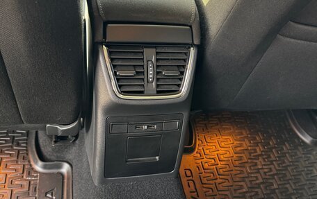 Skoda Octavia, 2018 год, 1 850 000 рублей, 12 фотография